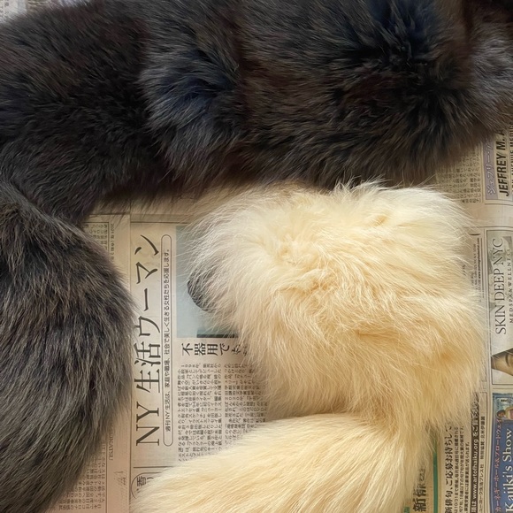 Vintage Christian Dior Fur bi color scarf in excellent condition - Picture 6 of 9